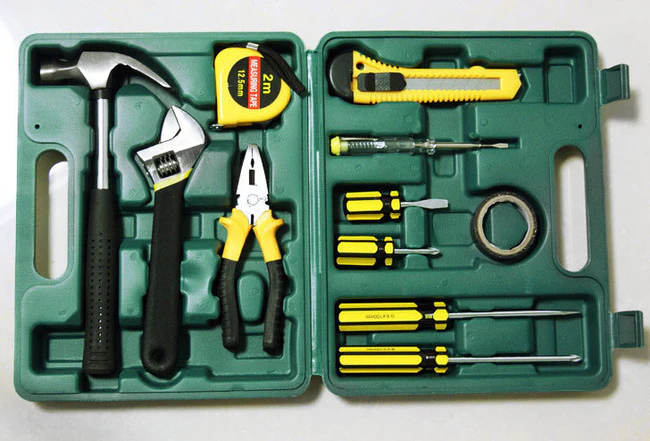 12PCS Multipurpose Tool Set Car/Home Handy Repair Kit - Image 7