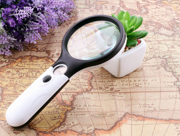 3 LED Illuminated 45x Magnifying Glass Reading Magnifier - Image 4