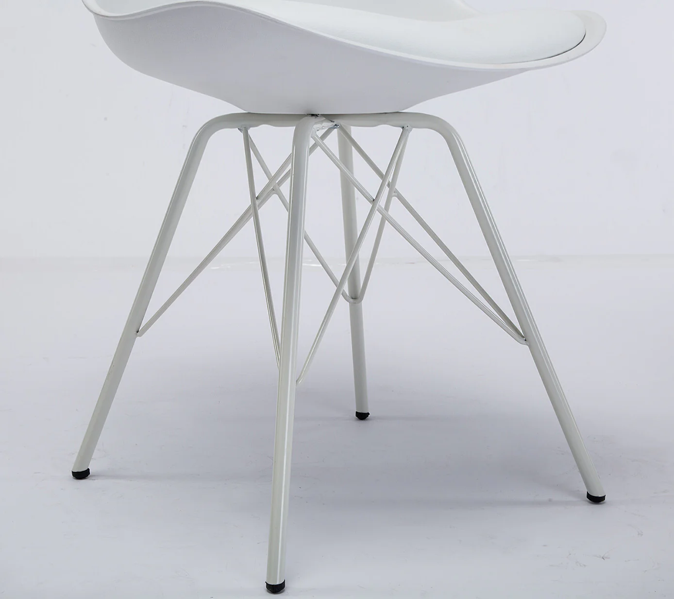4 x Utopia Designer Faux Leather Chairs (Pack of 4, White) - Image 12