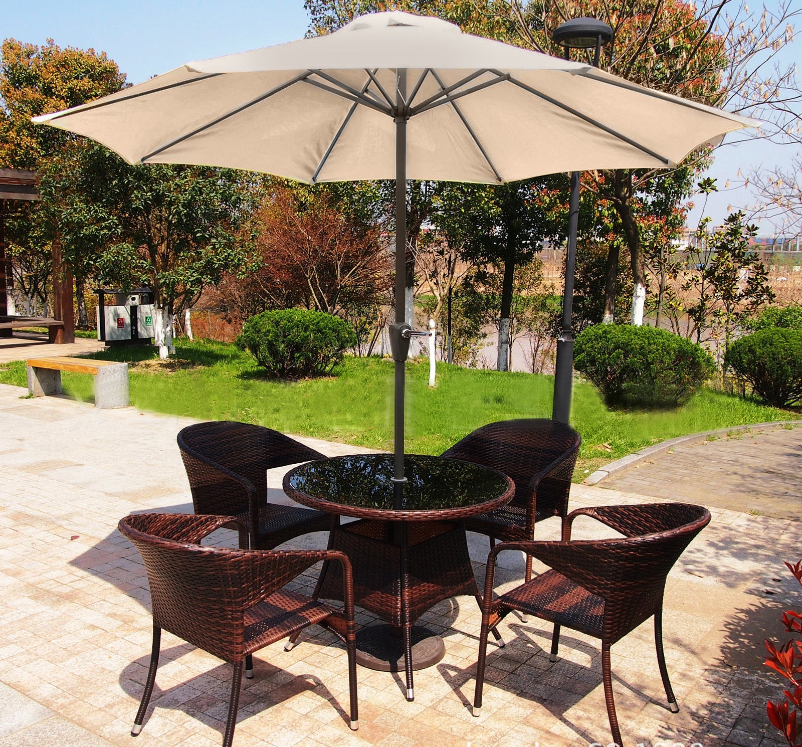 Alfresco 2.7m Steel Outdoor Garden Patio Market Umbrella (Beige) - Image 3