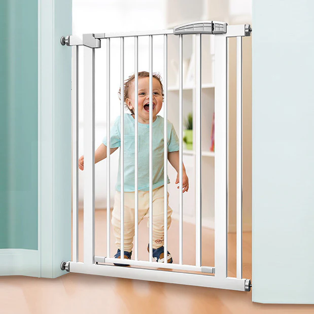 Baby Pet Child Safety Door Barrier Gate - Image 13
