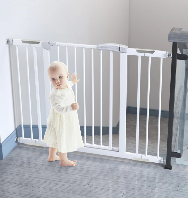 Baby Pet Child Safety Door Barrier Gate - Image 2
