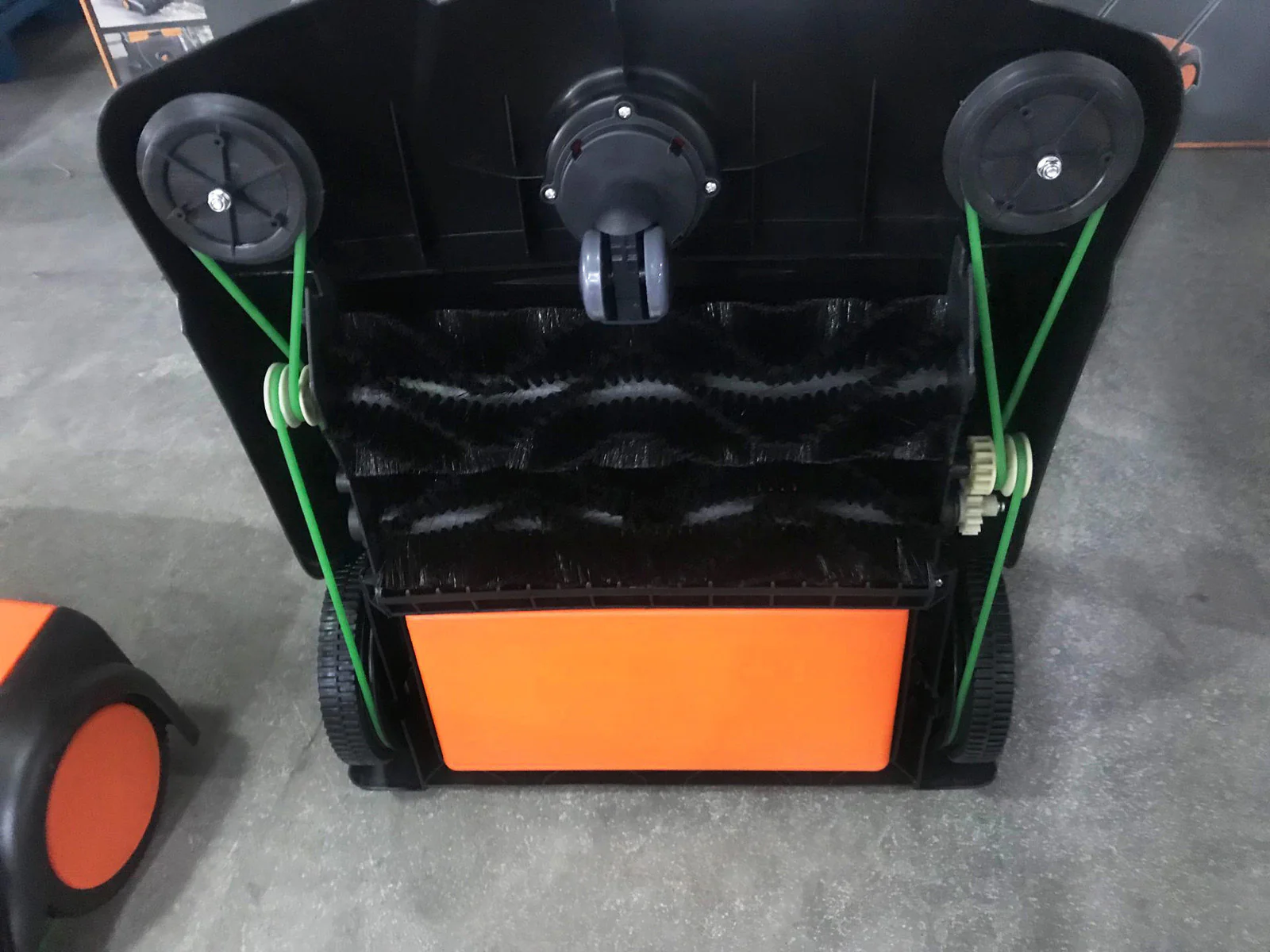 Commercial Industrial Large Area Floor Push Sweeper - Image 6