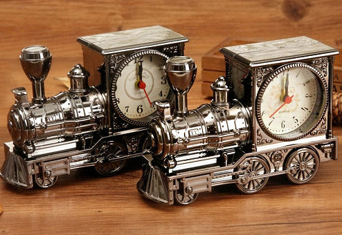 Deluxe Vintage Train Alarm Clock (Silver) - Image 6