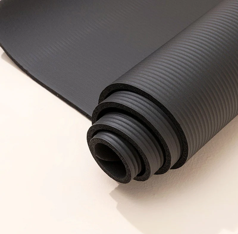 Health and Fitness Extra Thick Yoga Mat 8mm (Black) - Image 18
