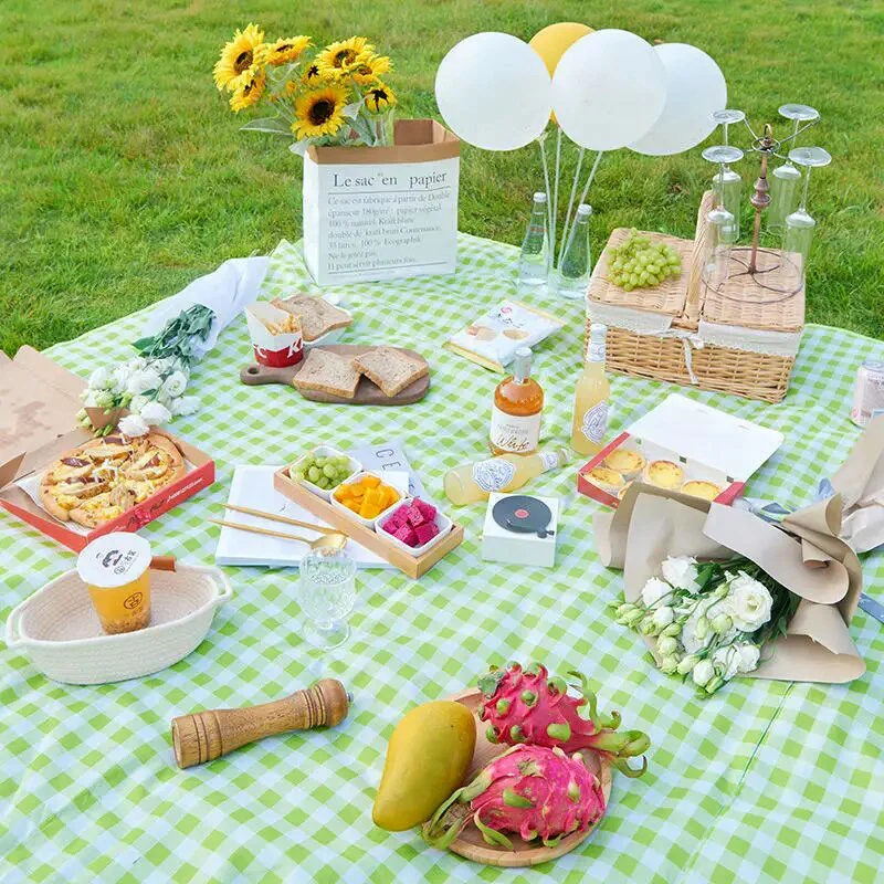 Large Foldable Waterproof Outdoor Picnic Rug Blanket Camping Beach Play Mat (2m x 1.5m, Green) - Image 13