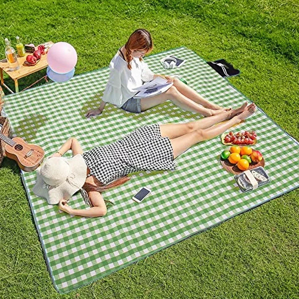 Large Foldable Waterproof Outdoor Picnic Rug Blanket Camping Beach Play Mat (2m x 1.5m, Green) - Image 3