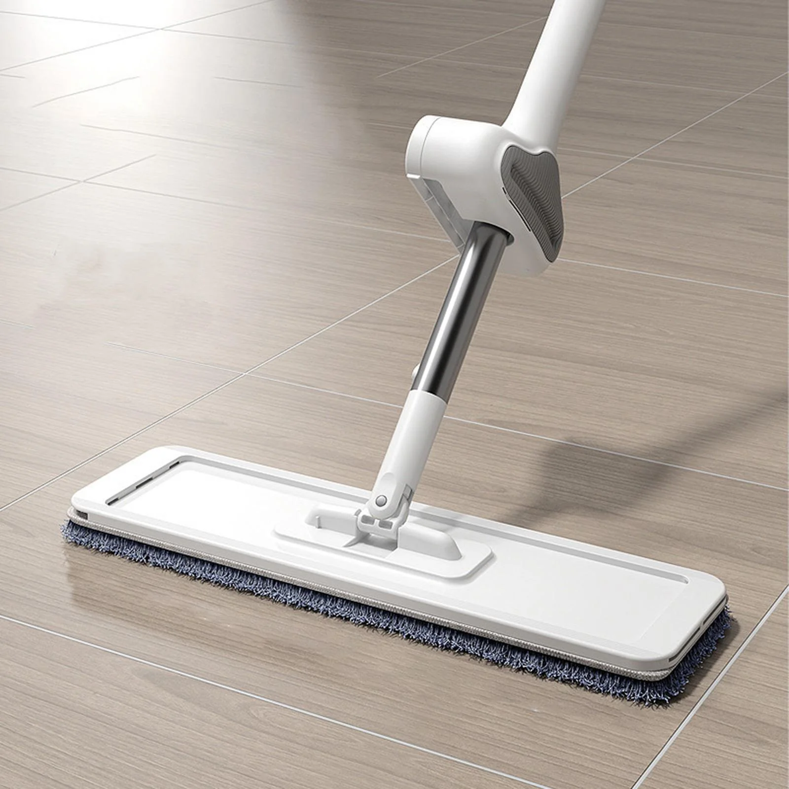 Large Microfibre Mop Flexible Floor Cleaner Hand Free Squeeze Cleaning Tool with 4 Mop Pads - Image 14