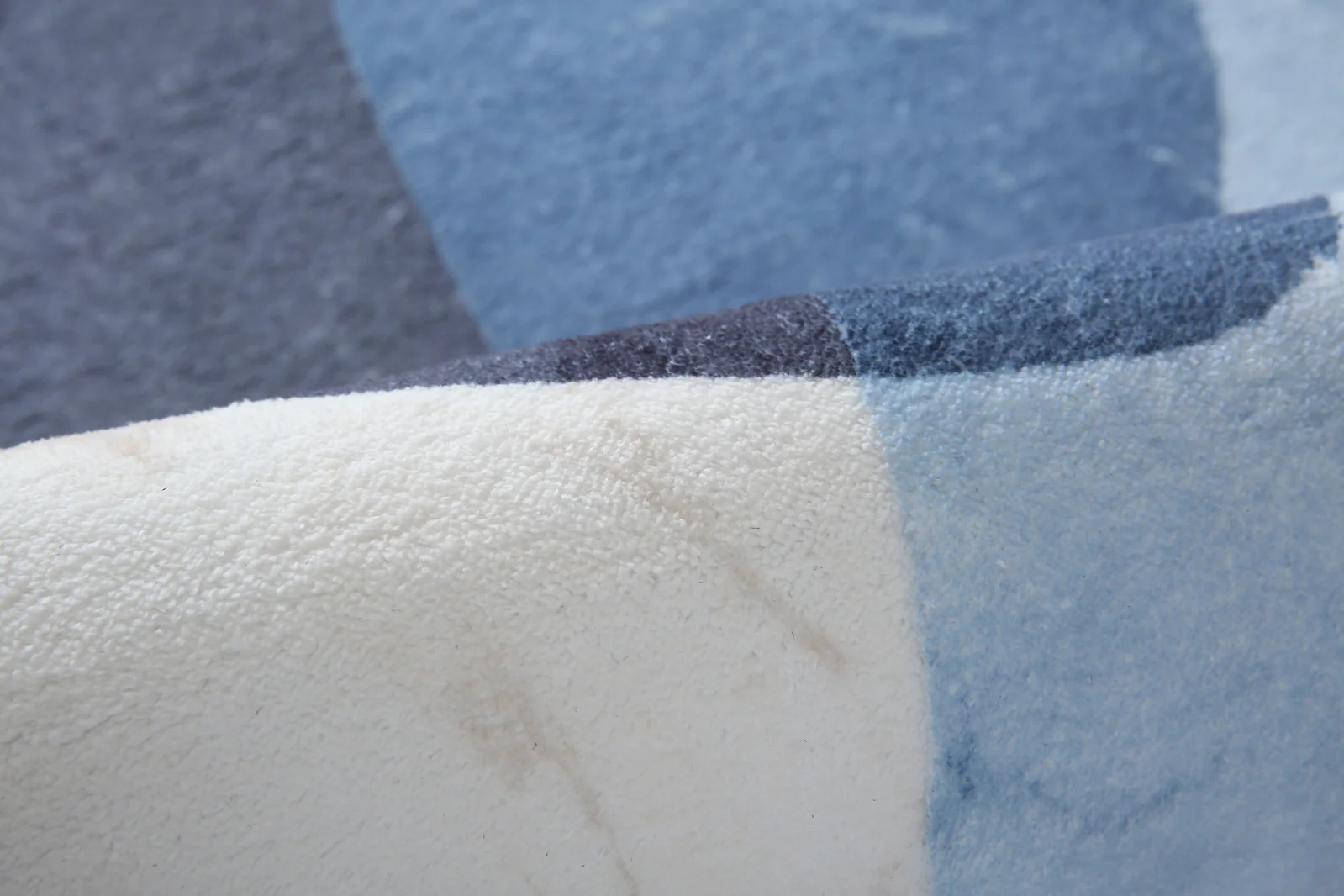 Lush Plush Daydream Bedroom/Living Room Carpet Area Rug (160 x 120) - Image 7