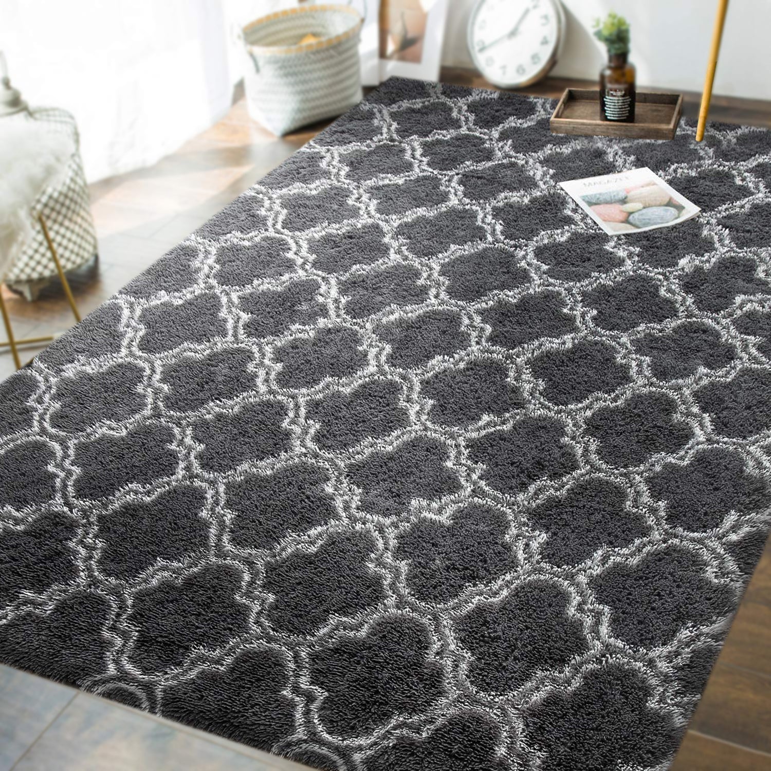 XL Comfortable Shag Rug (300 x 200, Black Lattice) - Image 6